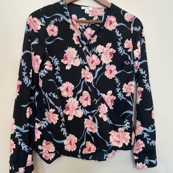🌸 Ardene 🌸 floral wrap blouse - Picture 1 of 6
